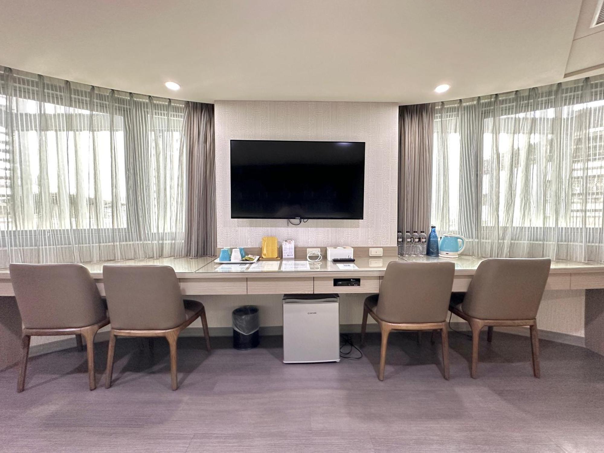 Mei Hotel 타이중 외부 사진