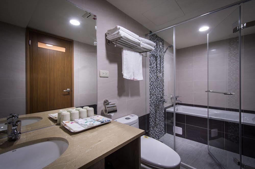 Mei Hotel 타이중 외부 사진